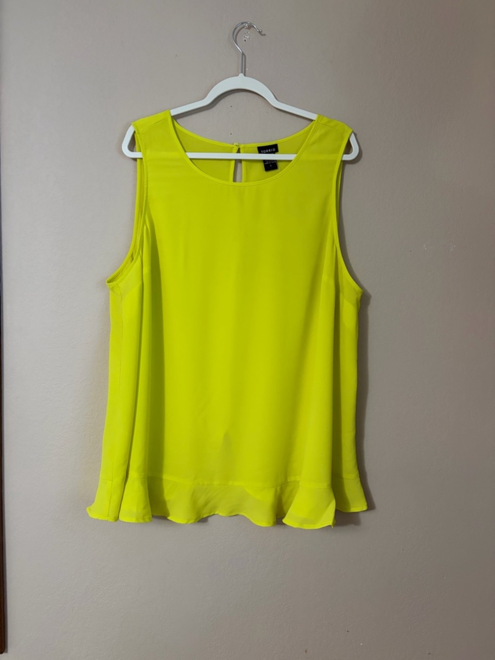 Torrid Neon Yellow Georgette Ruffle Hem Sleeveless Blouse Tank - Size 3